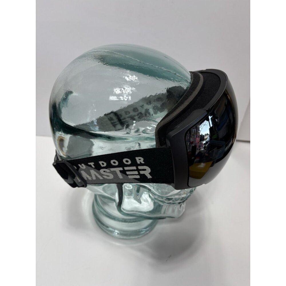 OutdoorMaster Snow Ski Goggles Unisex Adult Adjustable *As Is Scratched Lens*